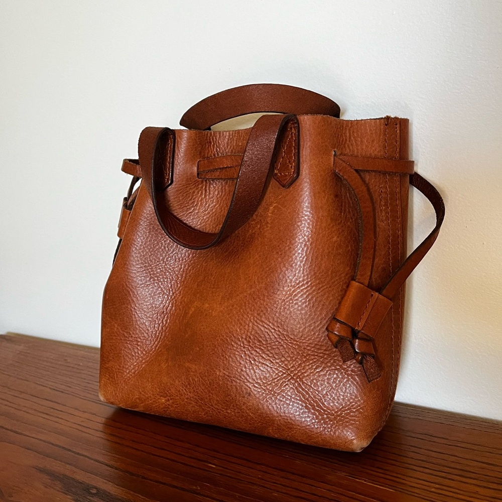 Madewell small bucket bag